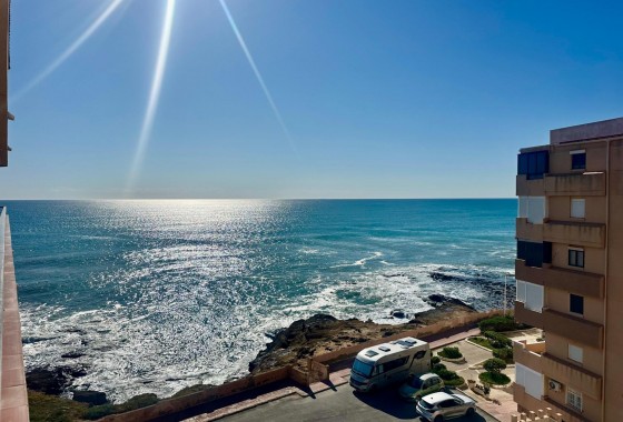 Resale - Apartment / flat - Torrevieja - Cabo cervera