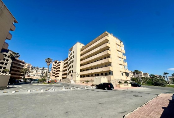 Resale - Apartment / flat - Torrevieja - Cabo cervera