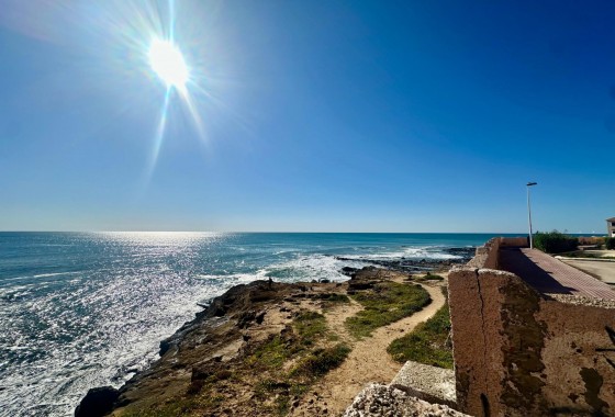 Resale - Apartment / flat - Torrevieja - Cabo cervera