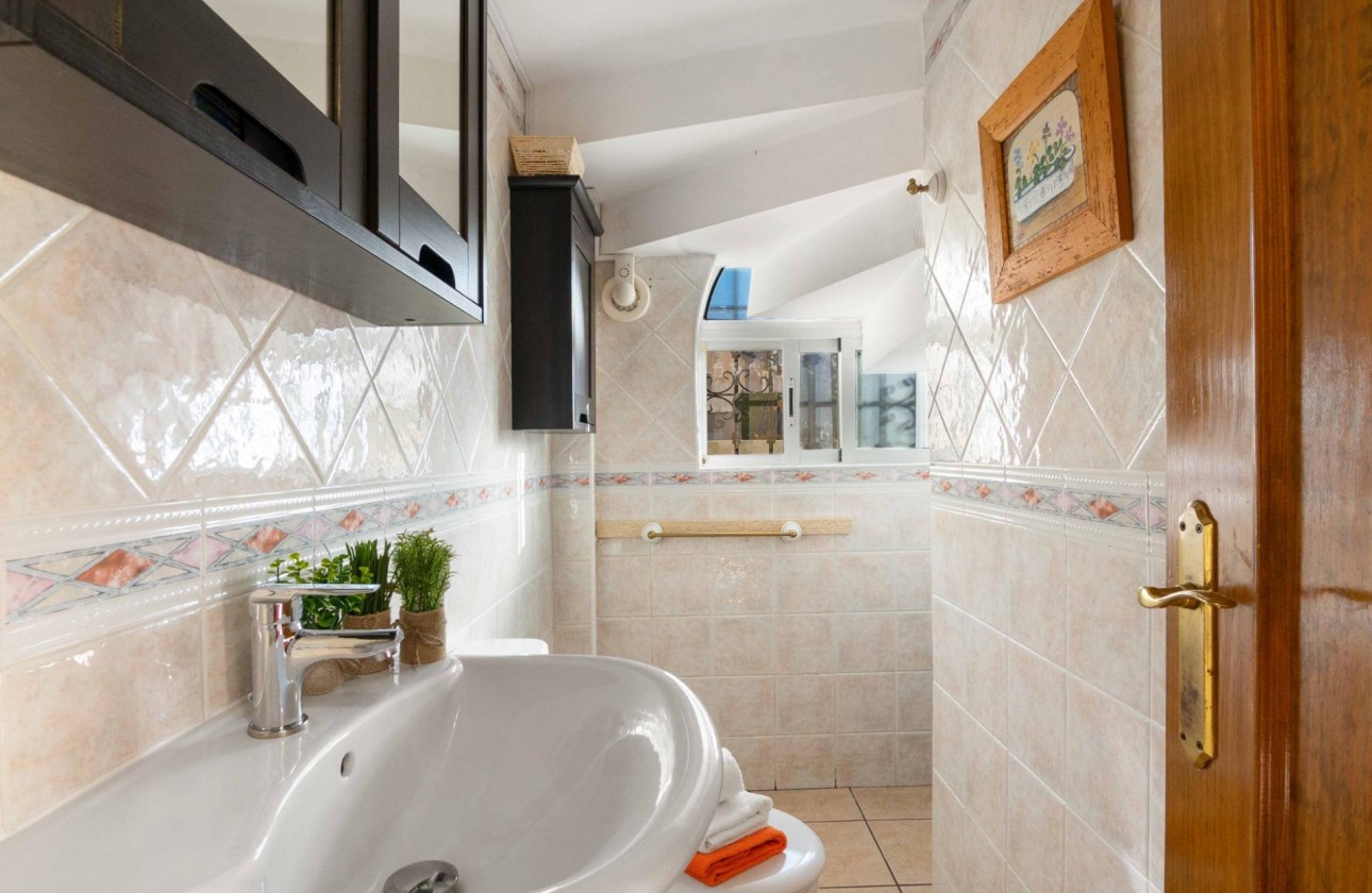 Reventa - Chalet - Orihuela Costa - Los Almendros-La Florida