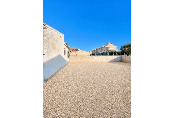 Reventa - Chalet - Torrevieja - Aguas Nuevas