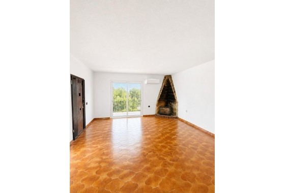 Reventa - Chalet - Torrevieja - Aguas Nuevas