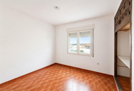 Reventa - Chalet - Torrevieja - Aguas Nuevas