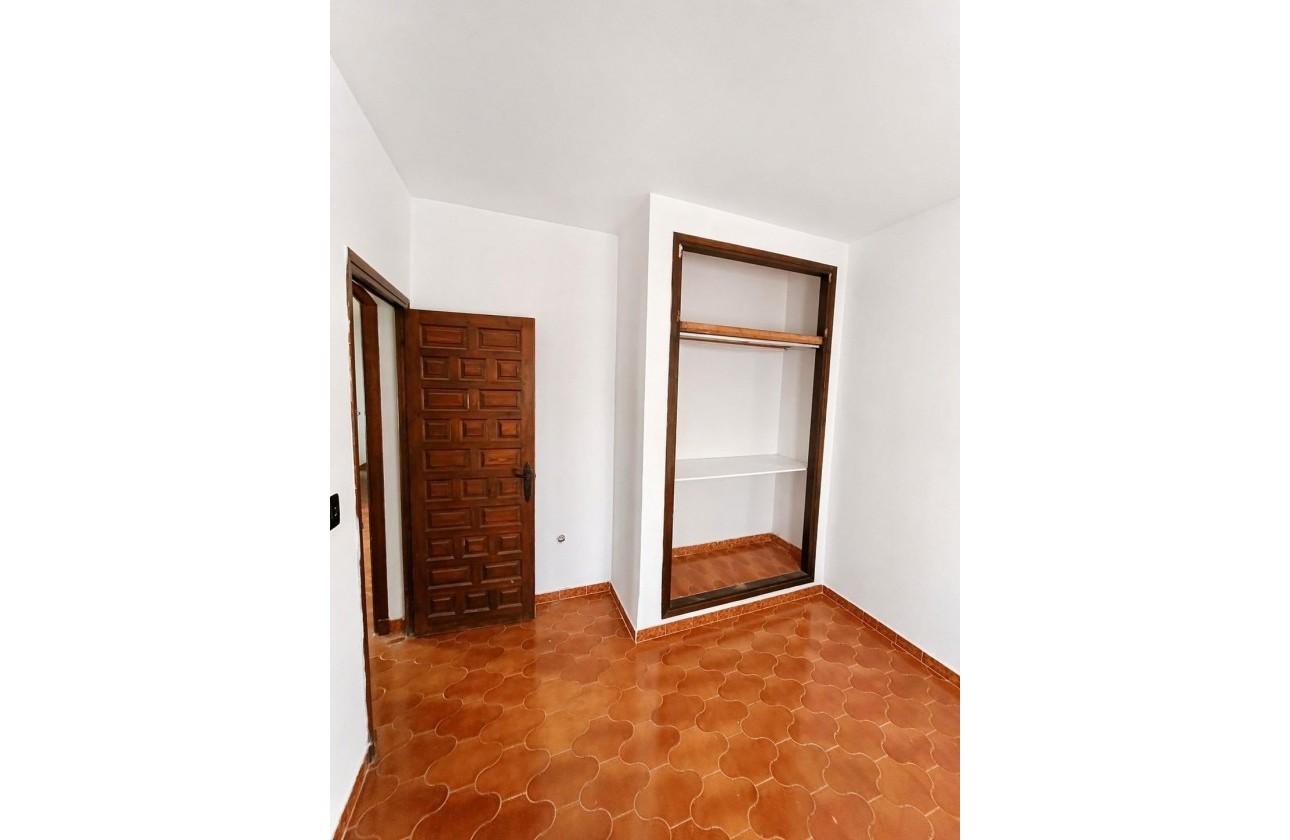 Reventa - Chalet - Torrevieja - Aguas Nuevas