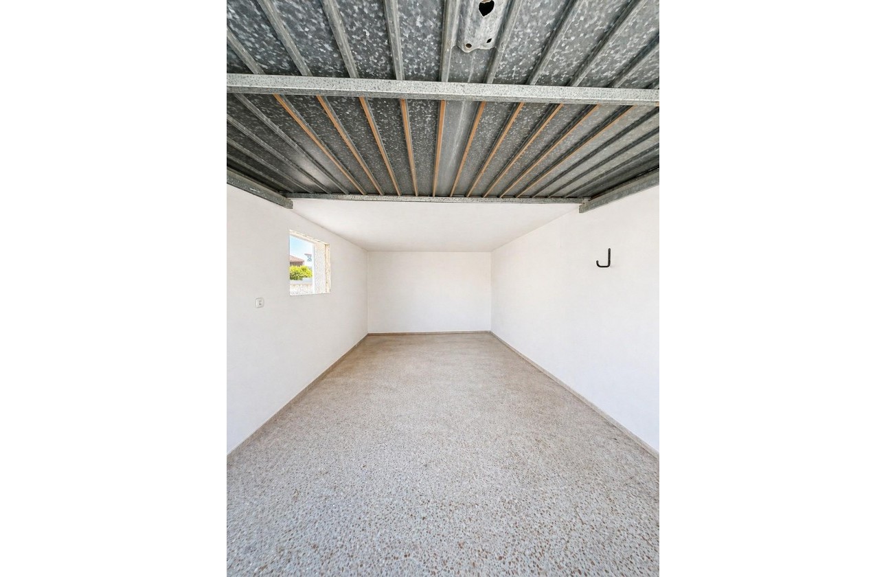 Reventa - Chalet - Torrevieja - Aguas Nuevas