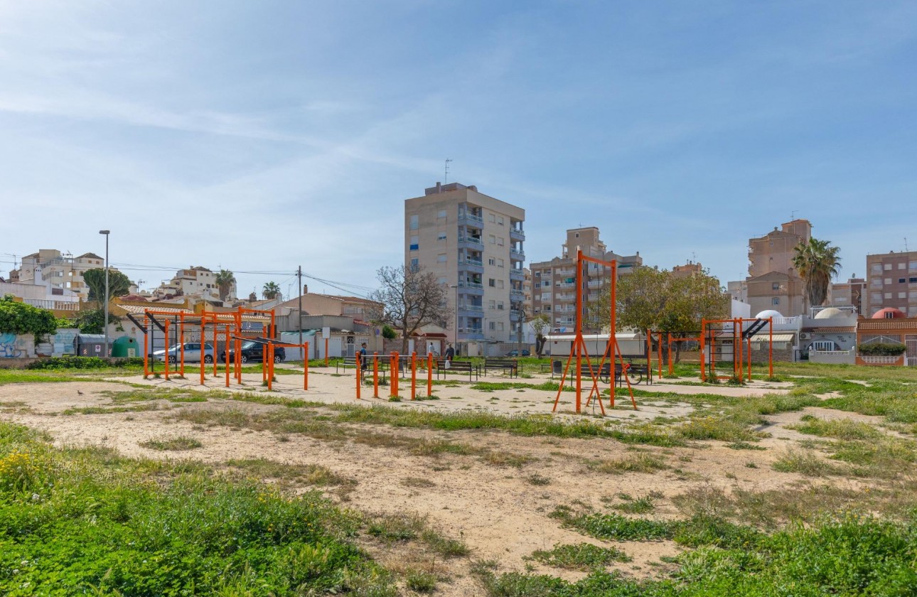Revente - Appartement - Torrevieja - Nueva Torrevieja