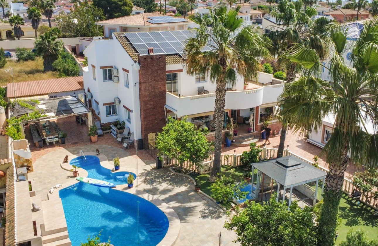 Resale - Villa - Ciudad Quesada