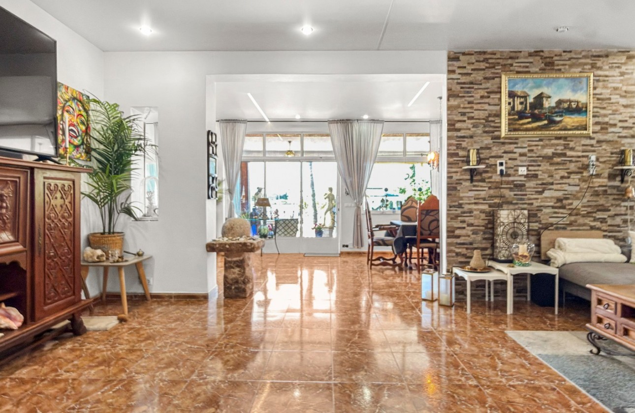 Resale - Villa - Ciudad Quesada