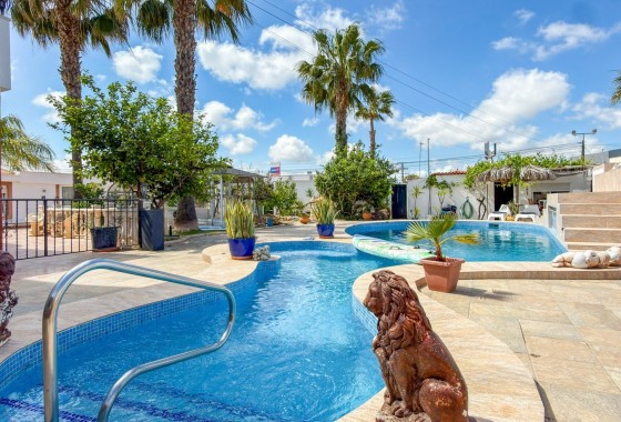 Resale - Villa - Ciudad Quesada