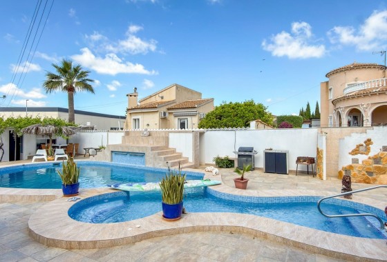 Resale - Villa - Ciudad Quesada
