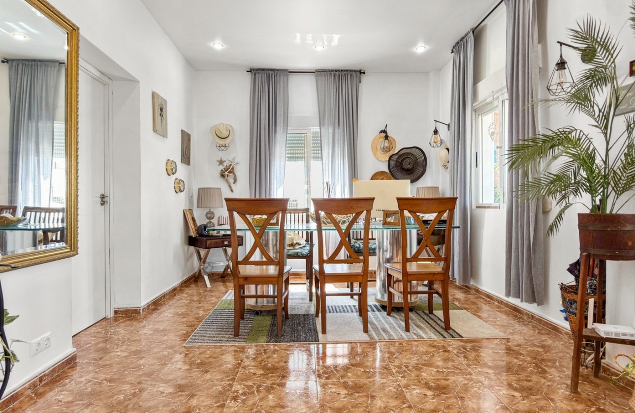 Resale - Villa - Ciudad Quesada