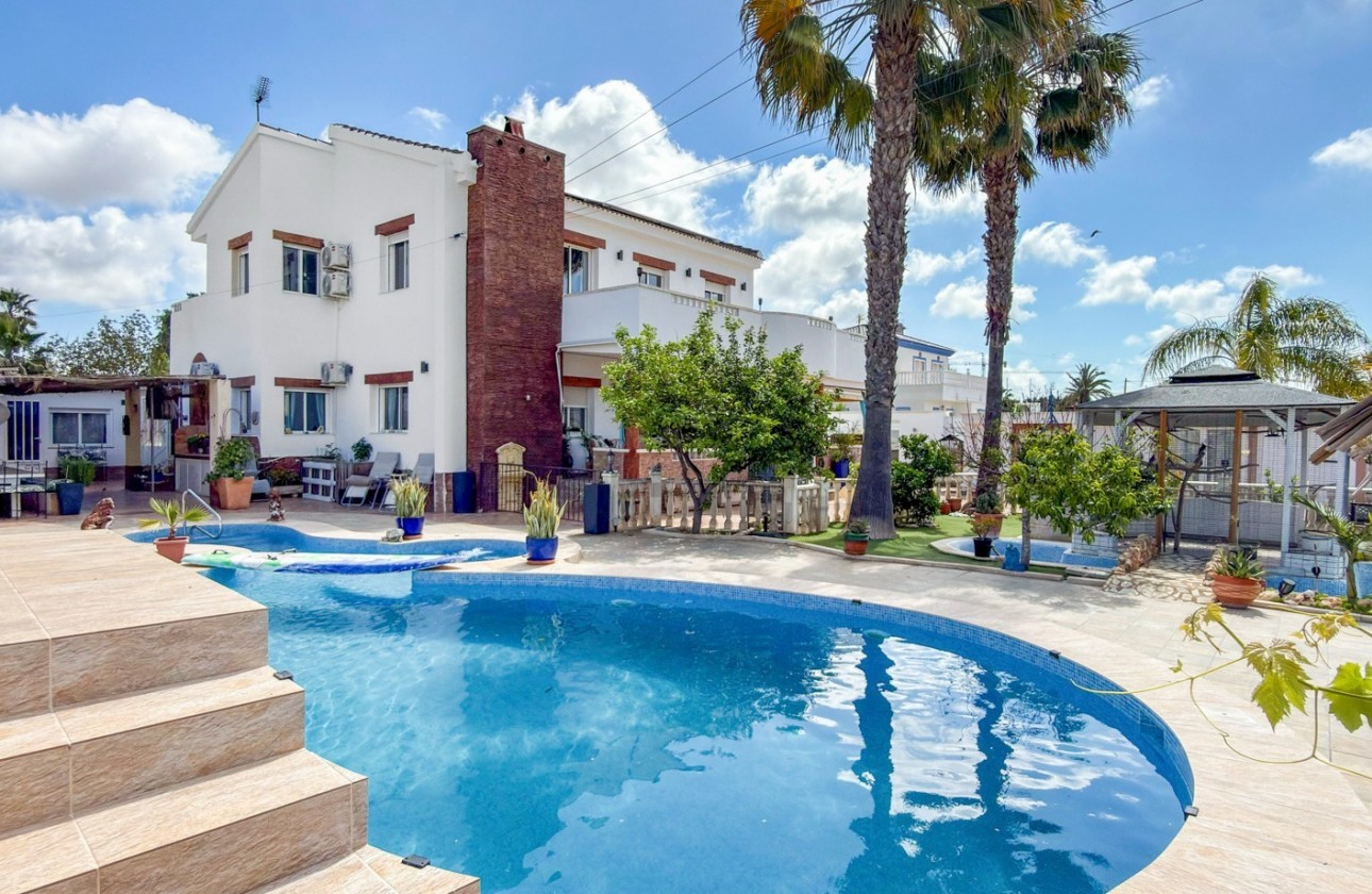 Resale - Villa - Ciudad Quesada