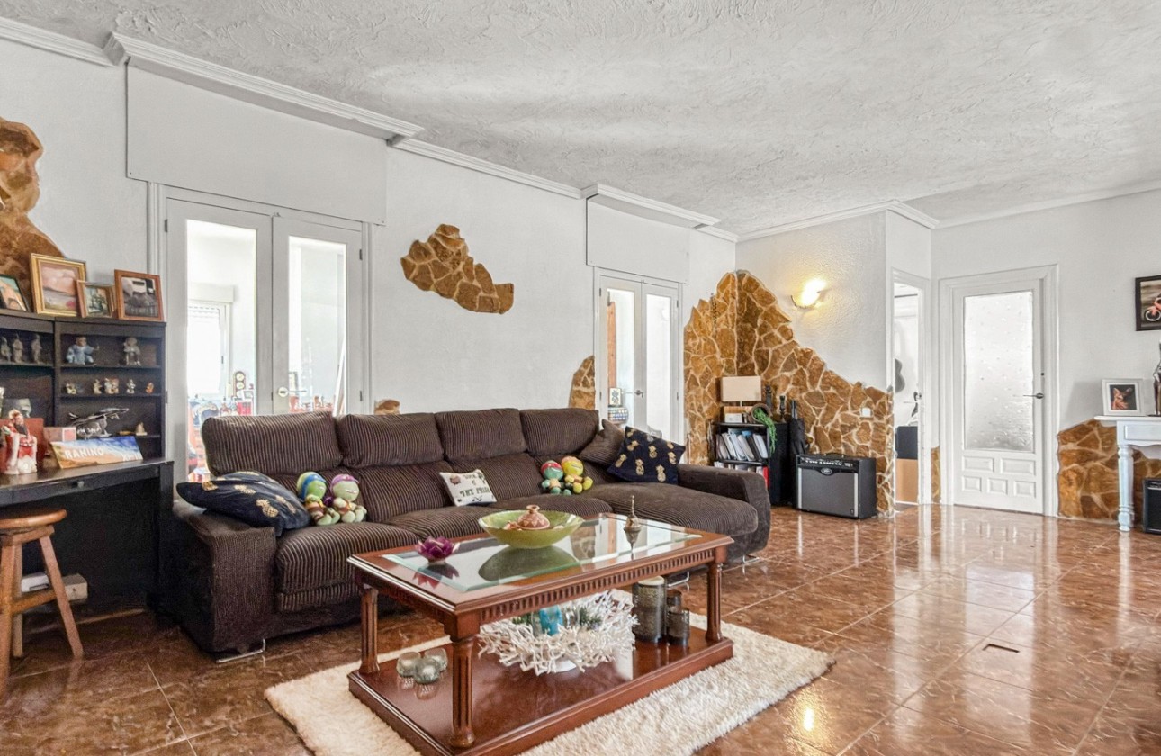Resale - Villa - Ciudad Quesada