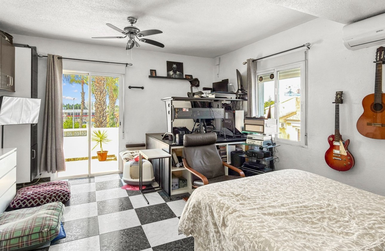 Resale - Villa - Ciudad Quesada