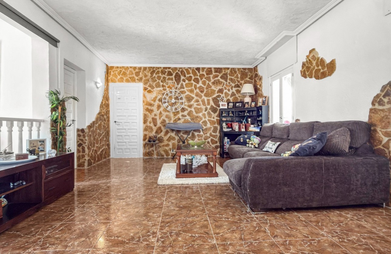 Resale - Villa - Ciudad Quesada