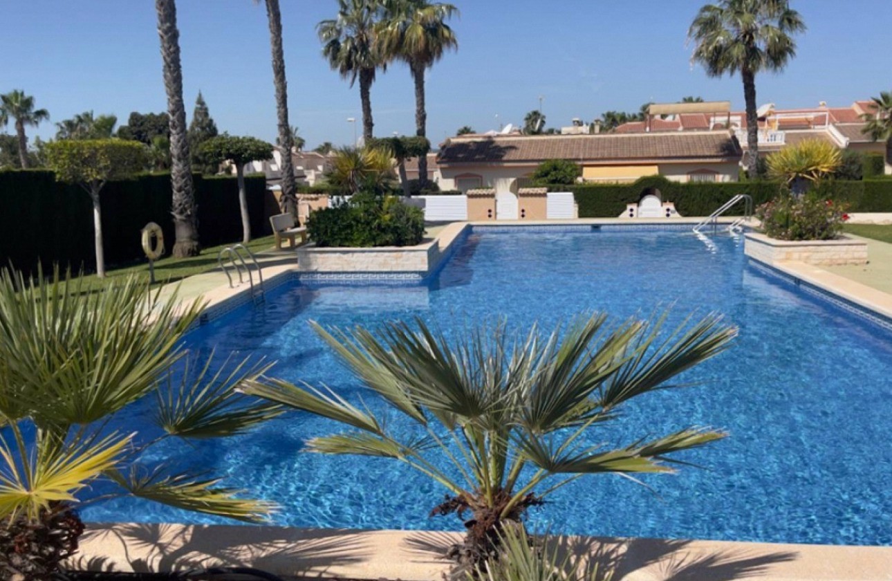 Resale - Villa - Ciudad quesada - Dona Pepa