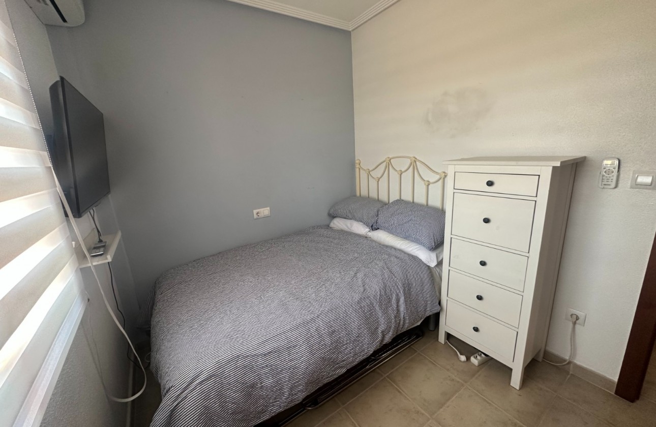 Reventa - Apartamento / piso - Torrevieja - Aguas Nuevas