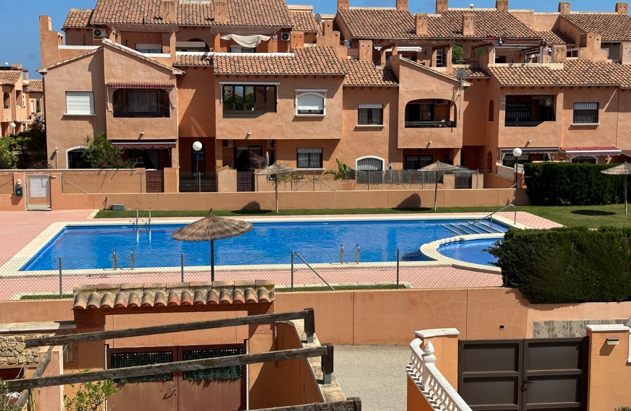 Reventa - Apartamento / piso - Torrevieja - Aguas Nuevas