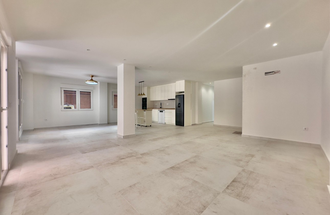 Revente - Appartement - Torrevieja - Acequion