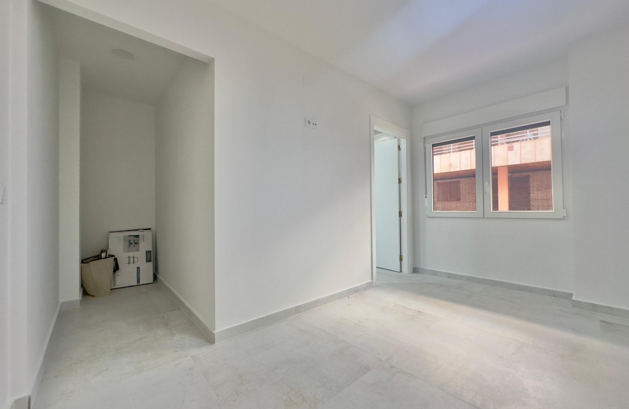 Revente - Appartement - Torrevieja - Acequion