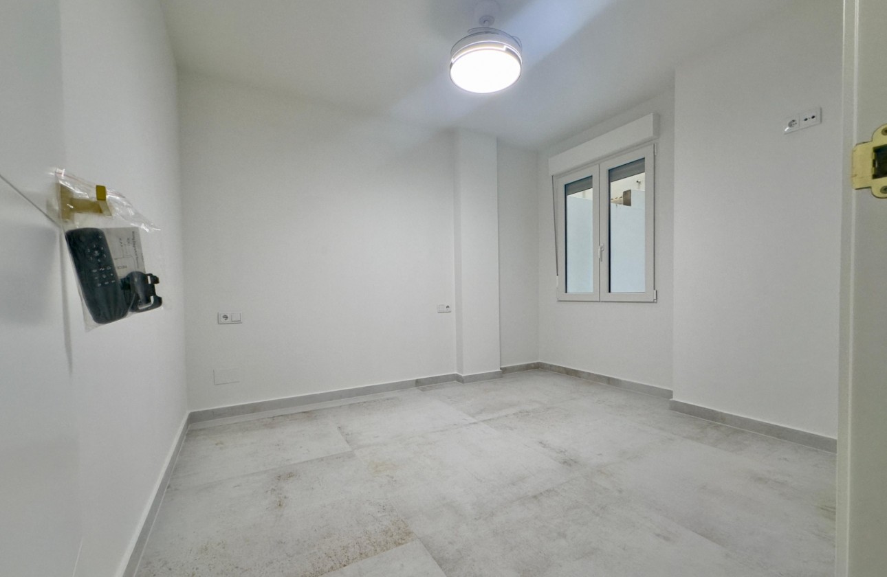 Revente - Appartement - Torrevieja - Acequion