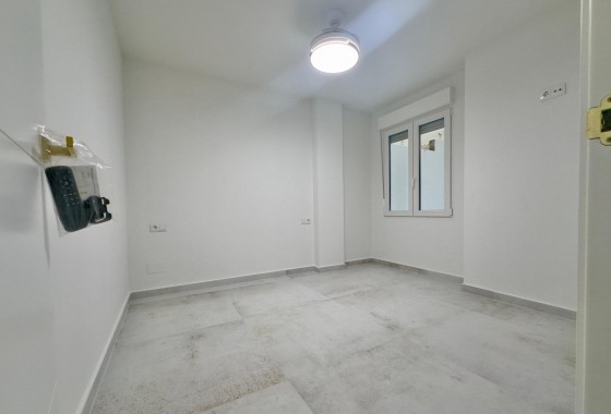 Revente - Appartement - Torrevieja - Acequion