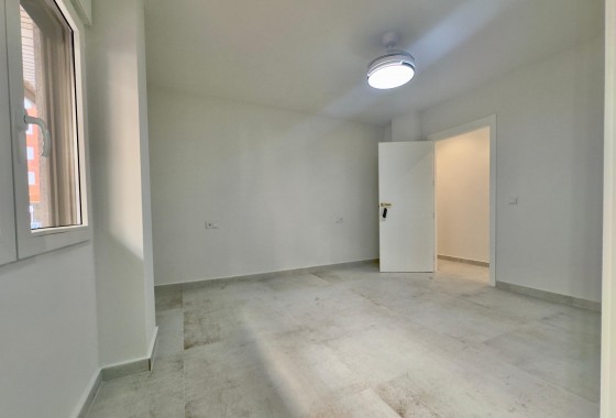 Revente - Appartement - Torrevieja - Acequion