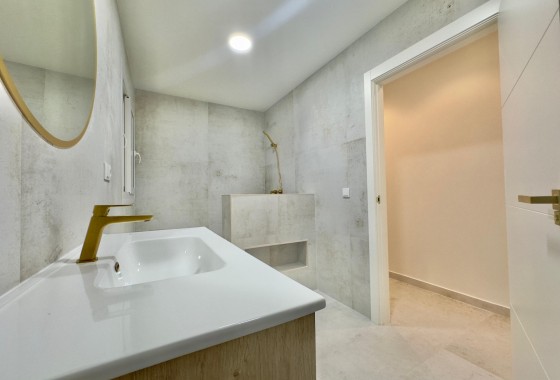 Revente - Appartement - Torrevieja - Acequion
