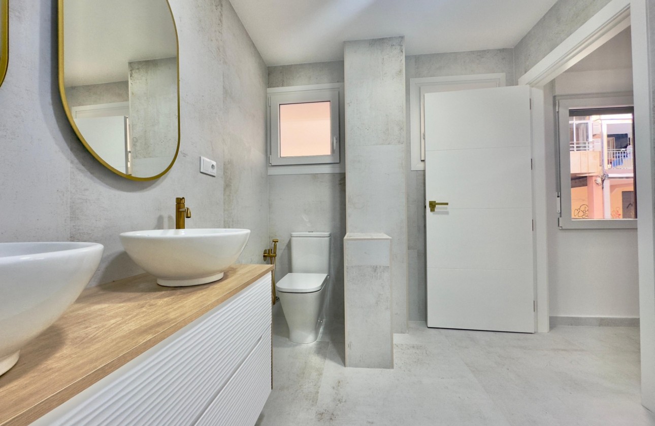 Revente - Appartement - Torrevieja - Acequion