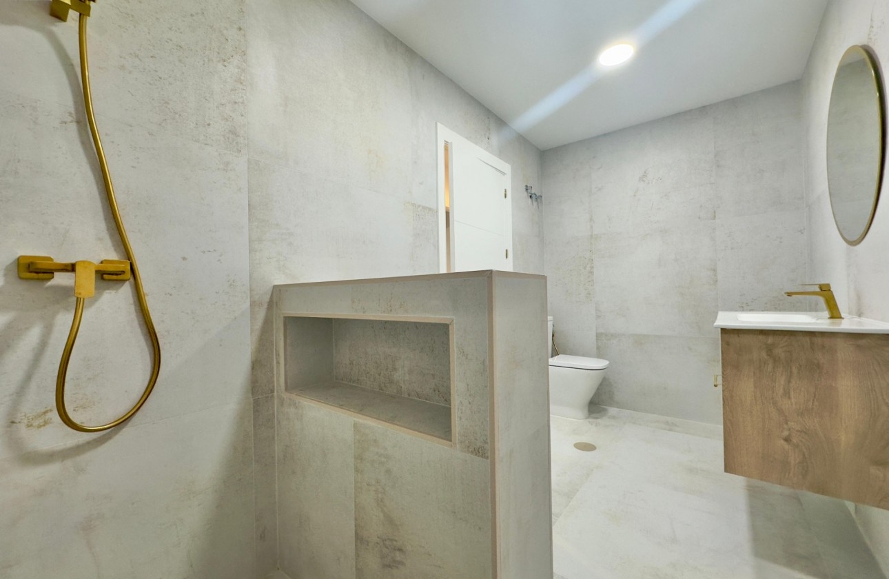 Revente - Appartement - Torrevieja - Acequion