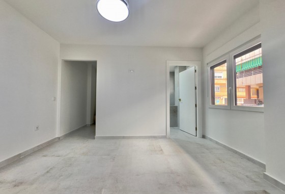 Revente - Appartement - Torrevieja - Acequion