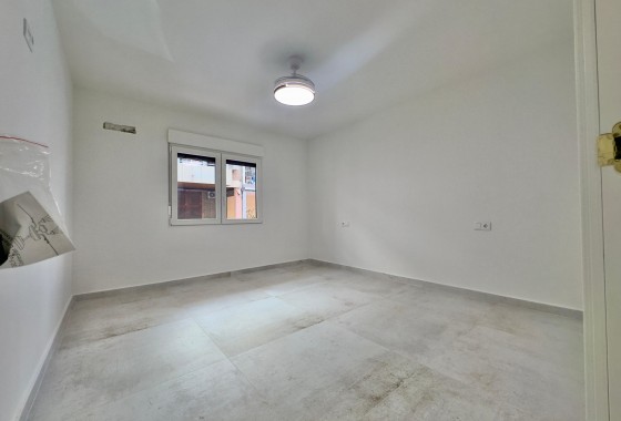 Revente - Appartement - Torrevieja - Acequion
