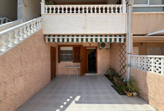 Resale - Bungalow - Torrevieja - Playa de los Naufragos
