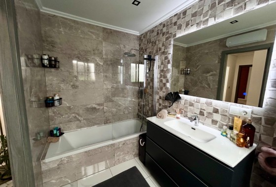 Resale - Apartment / flat - Torremendo