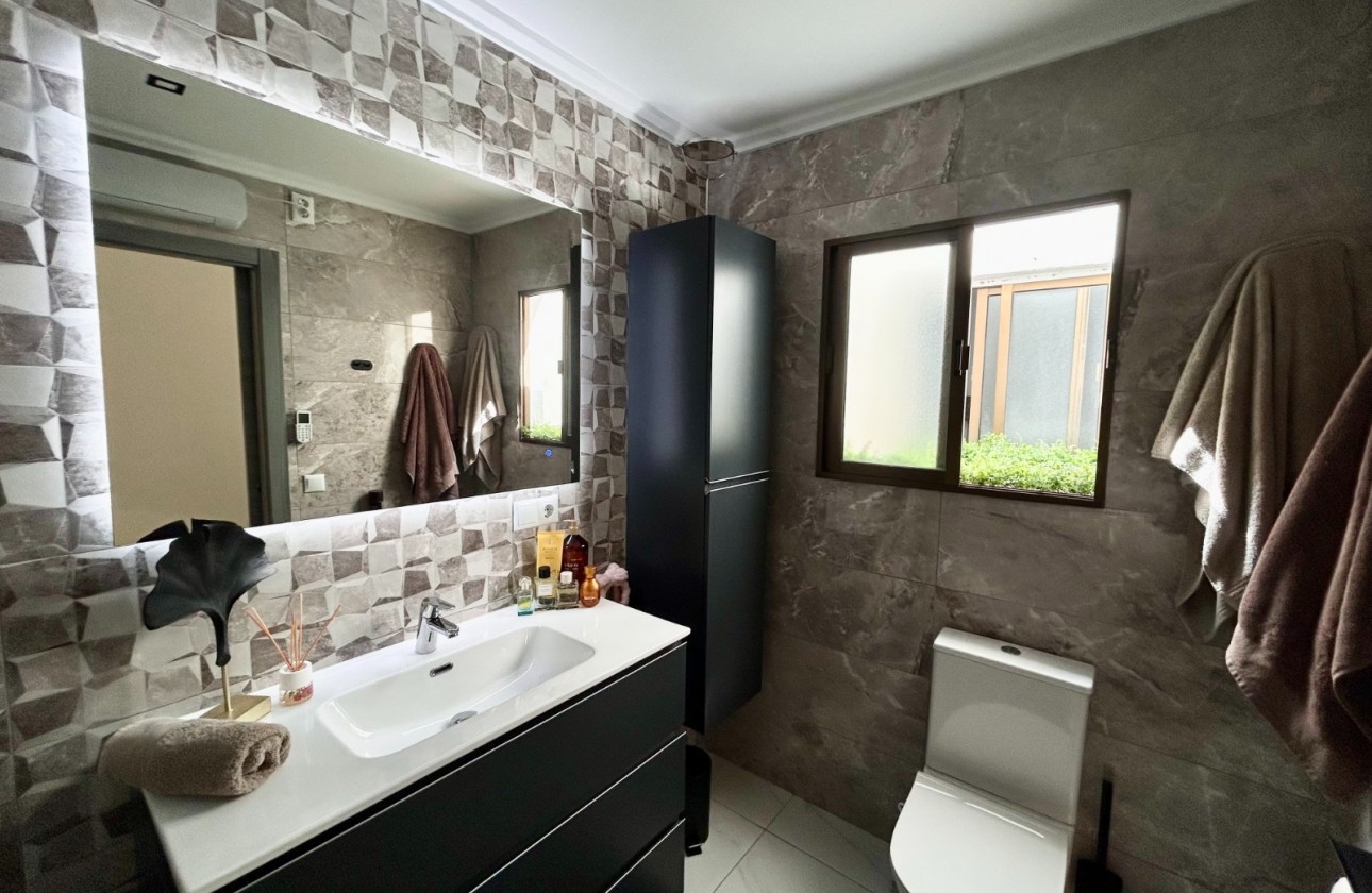 Resale - Apartment / flat - Torremendo