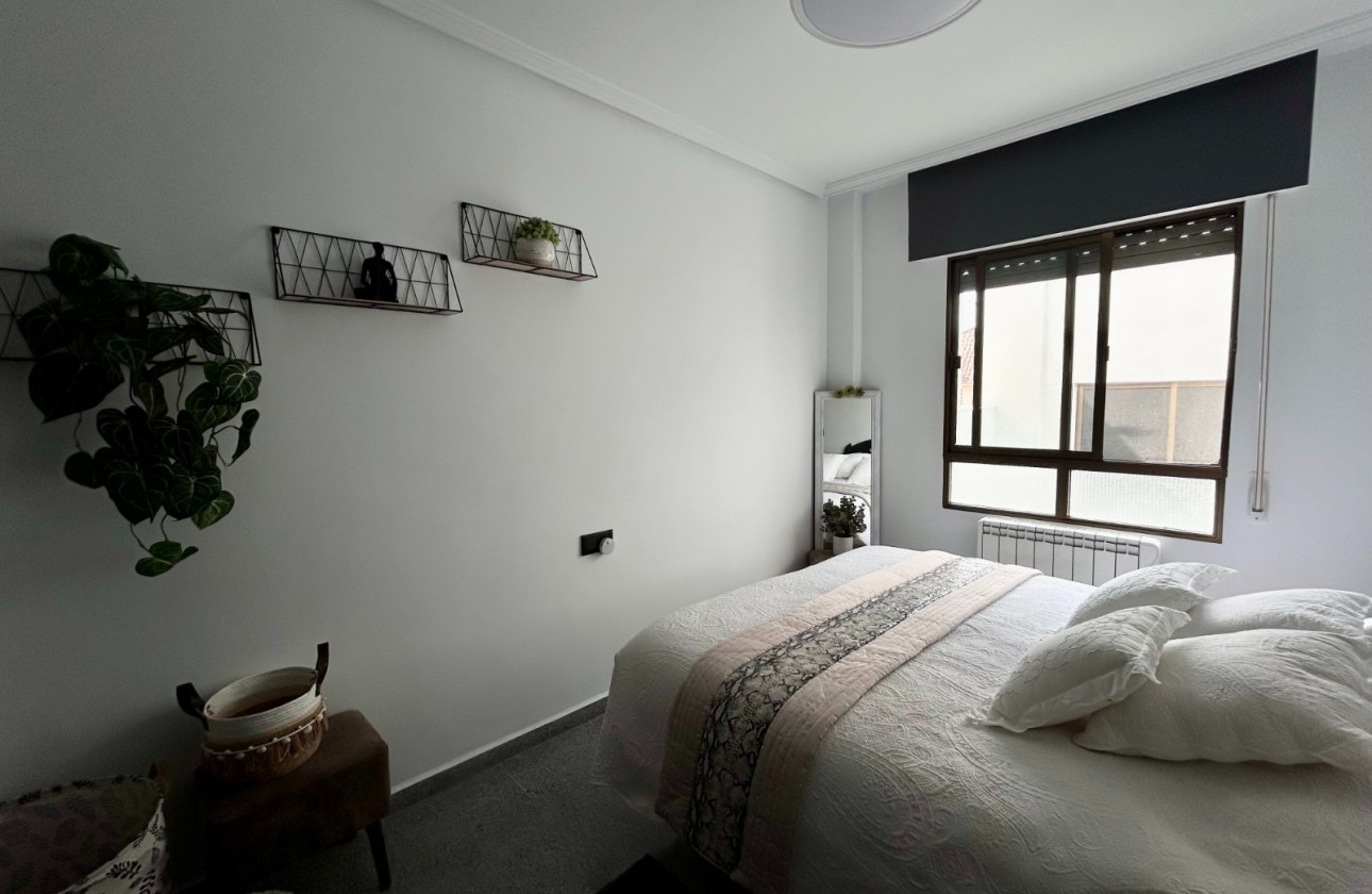 Resale - Apartment / flat - Torremendo