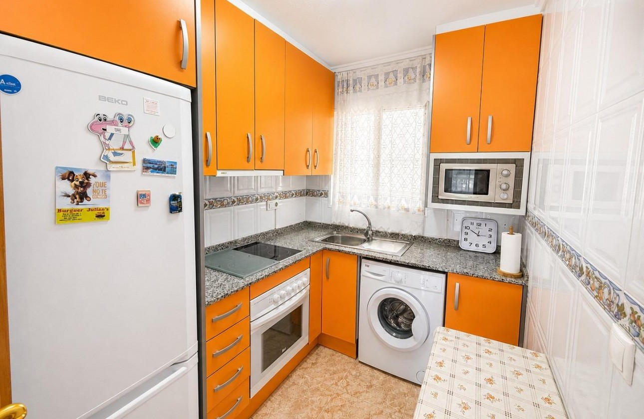 Resale - Apartment / flat - Torrevieja - Nueva Torrevieja