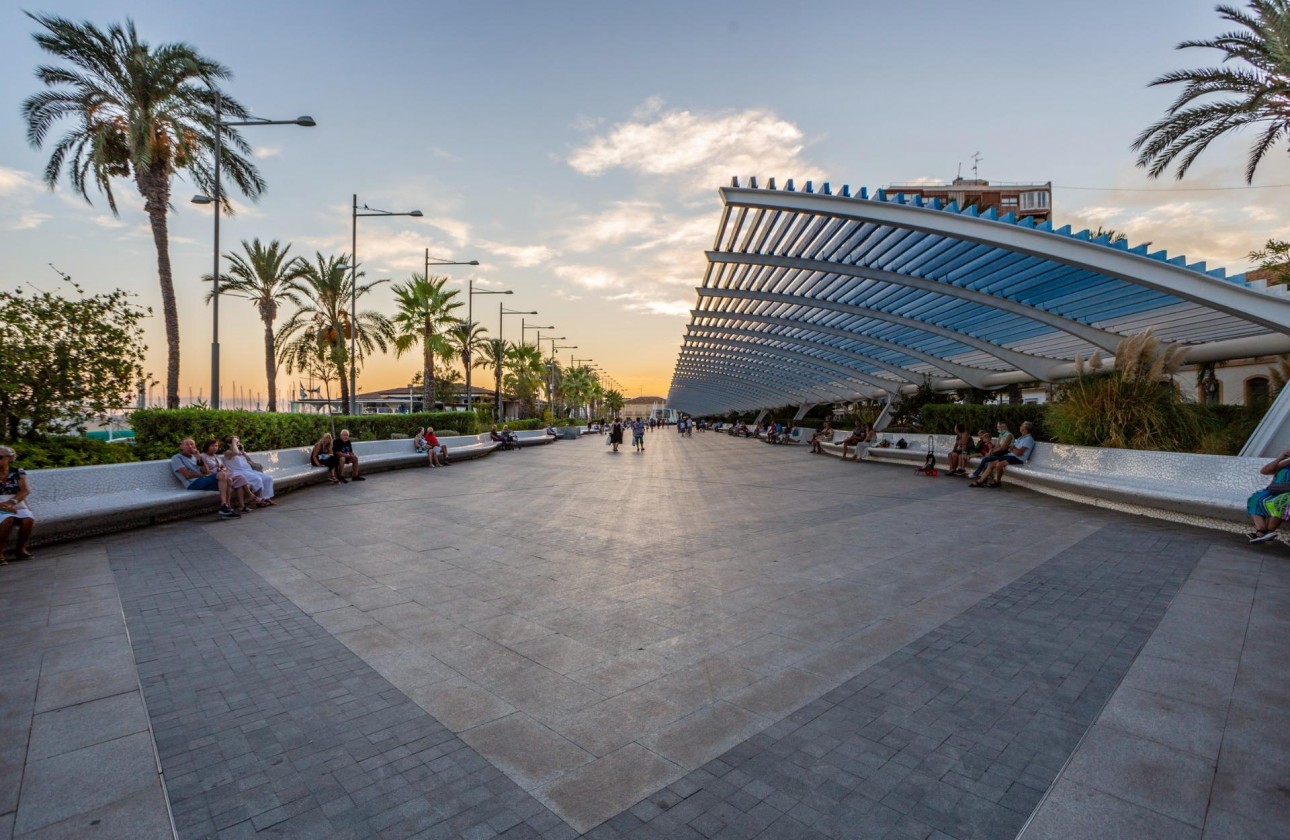 Resale - Apartment / flat - Torrevieja - Nueva Torrevieja