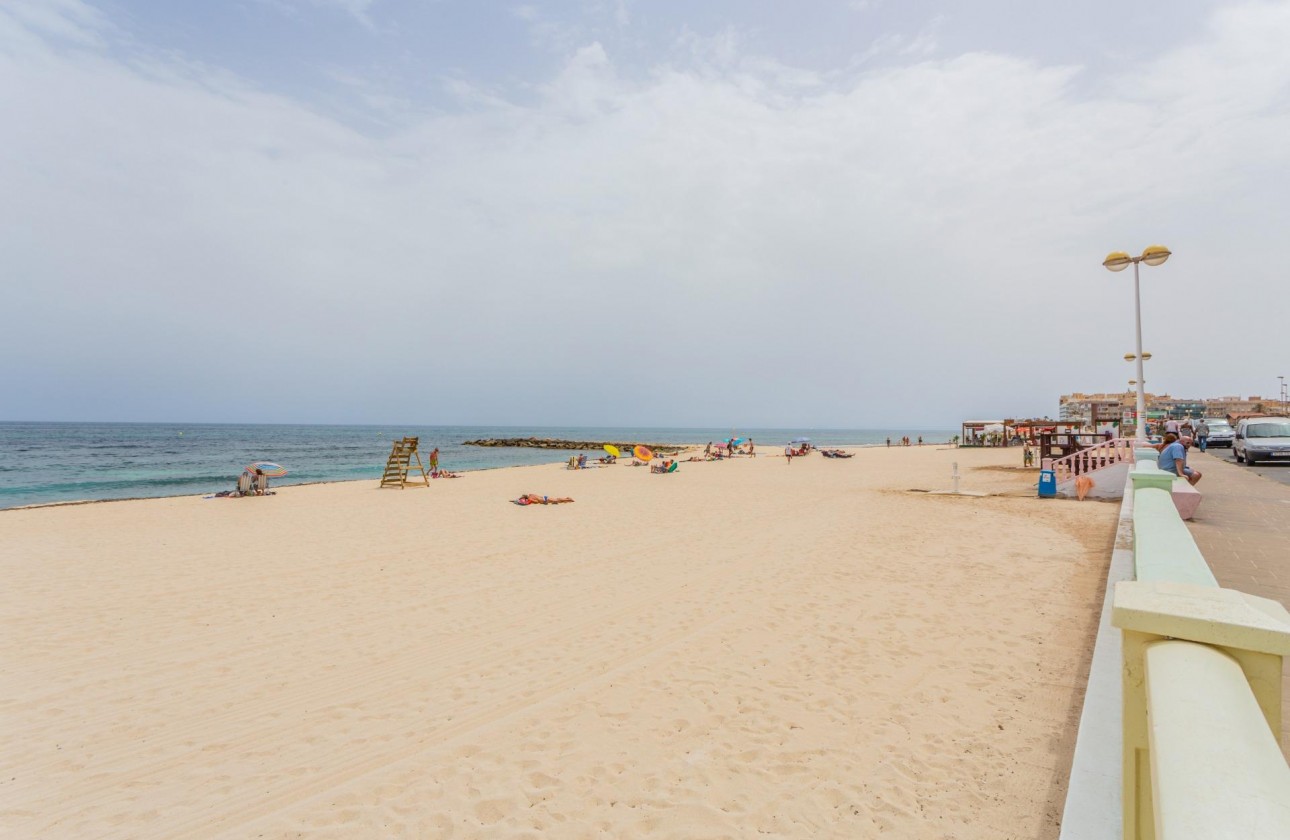 Resale - Apartment / flat - Torrevieja - Nueva Torrevieja
