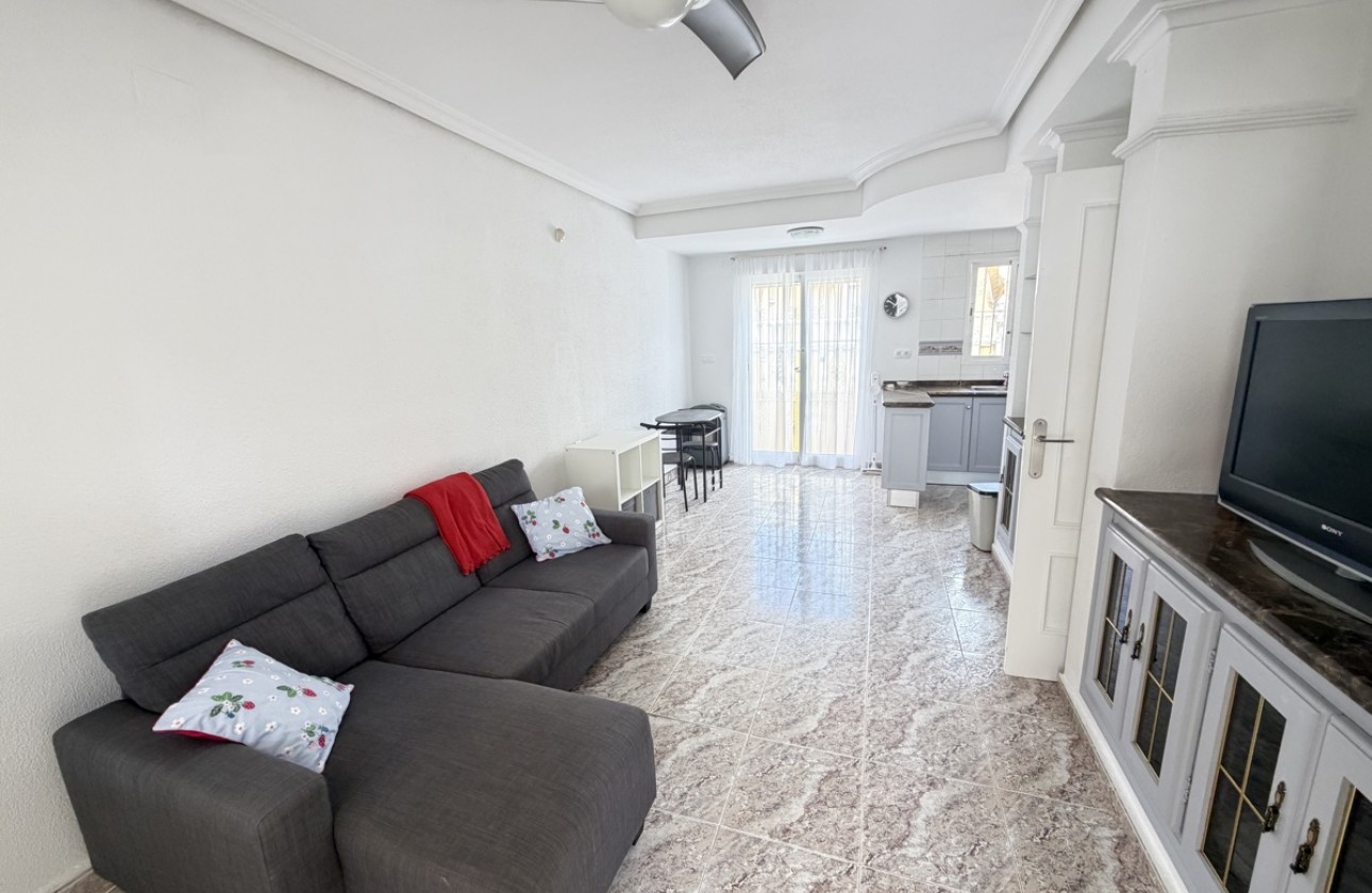 Resale - Villa - Villamartin