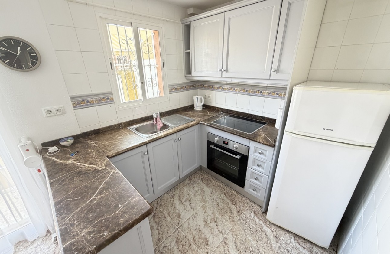 Resale - Villa - Villamartin
