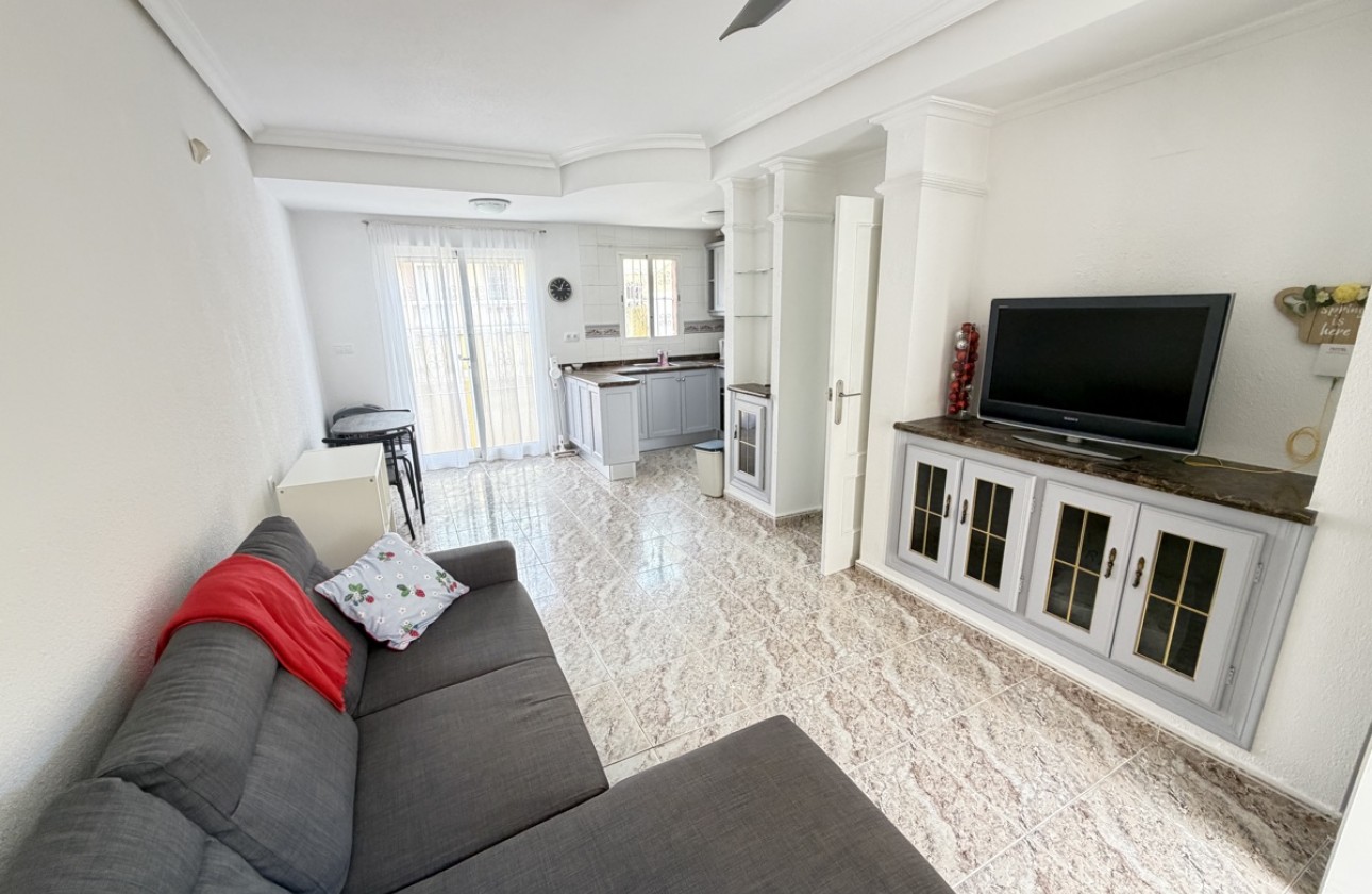 Resale - Villa - Villamartin