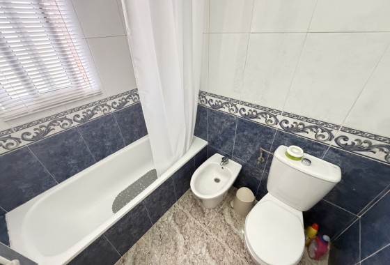 Resale - Villa - Villamartin