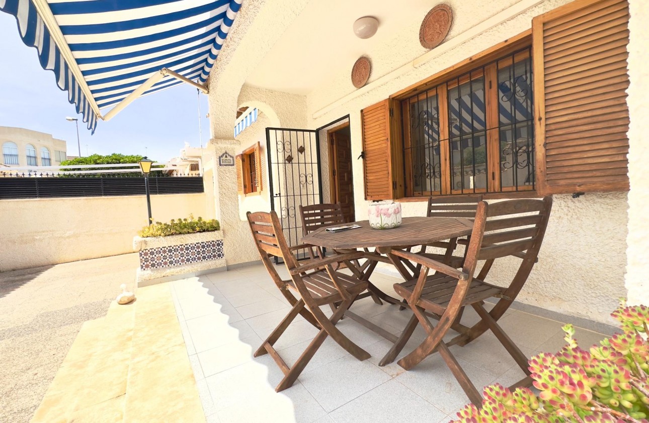 Revente - Villa - Orihuela Costa - La Zenia