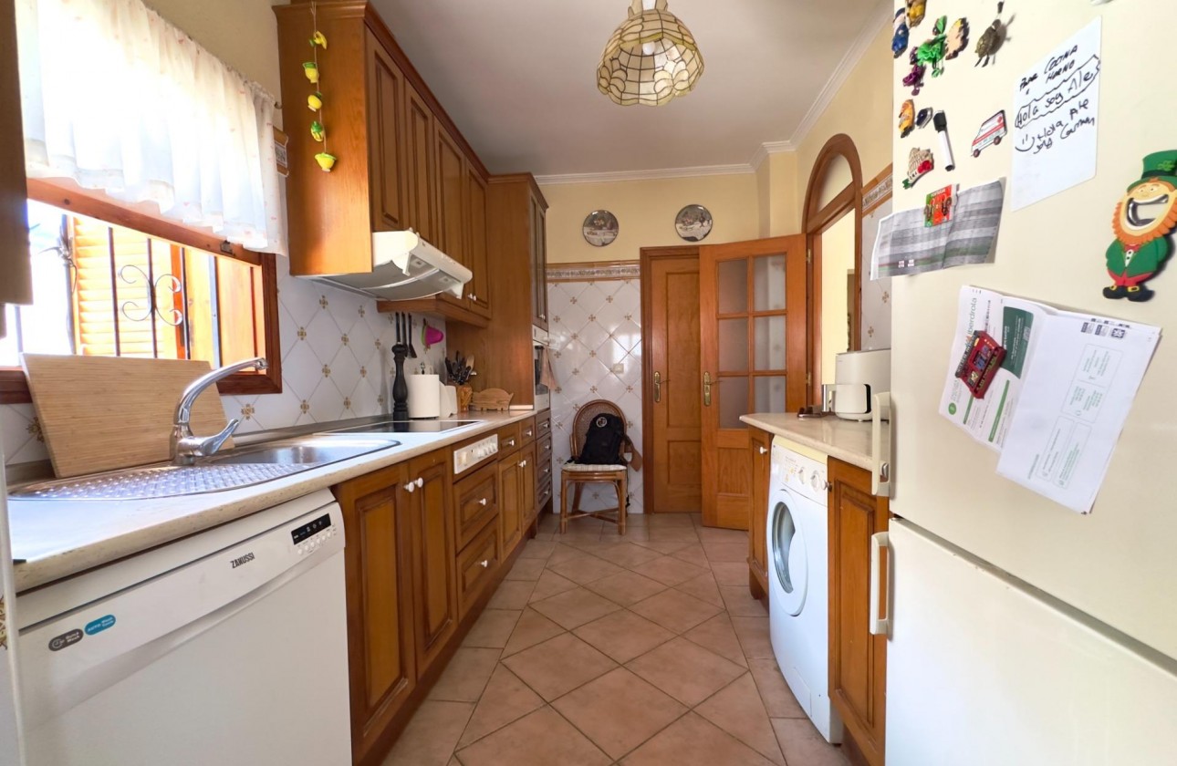 Revente - Villa - Orihuela Costa - La Zenia