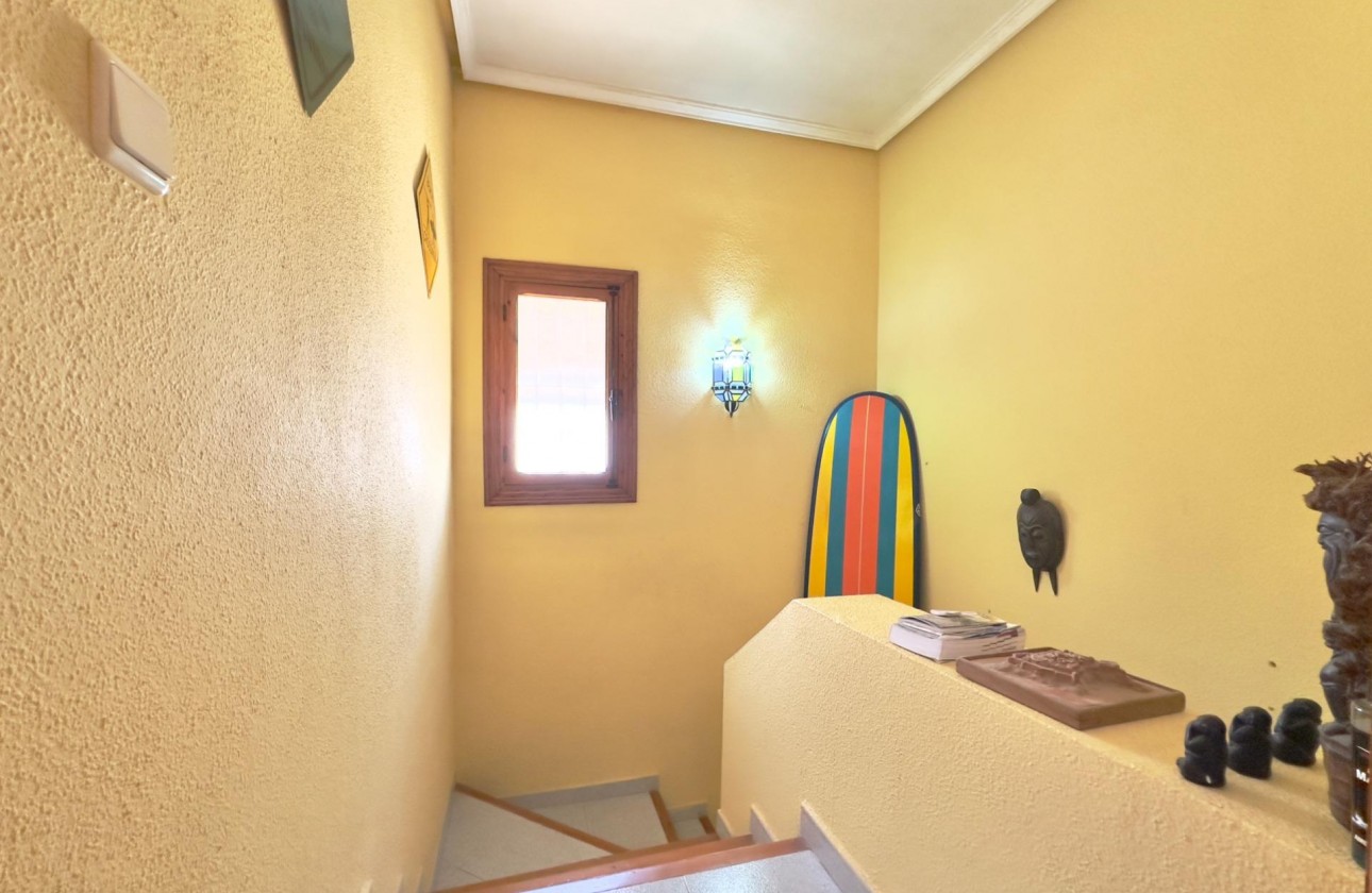 Revente - Villa - Orihuela Costa - La Zenia