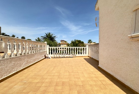 Revente - Villa - Orihuela Costa - La Zenia
