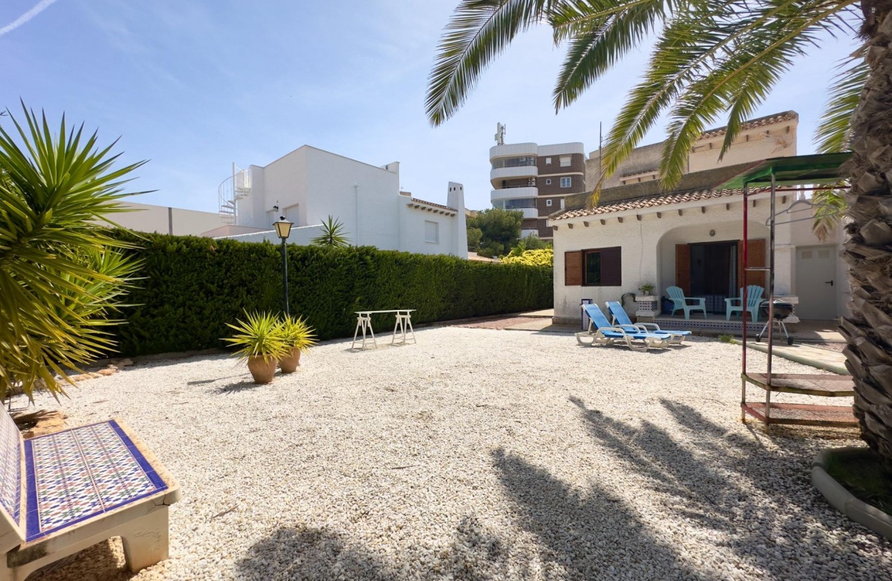 Revente - Villa - Orihuela Costa - La Zenia