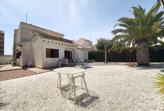 Revente - Villa - Orihuela Costa - La Zenia