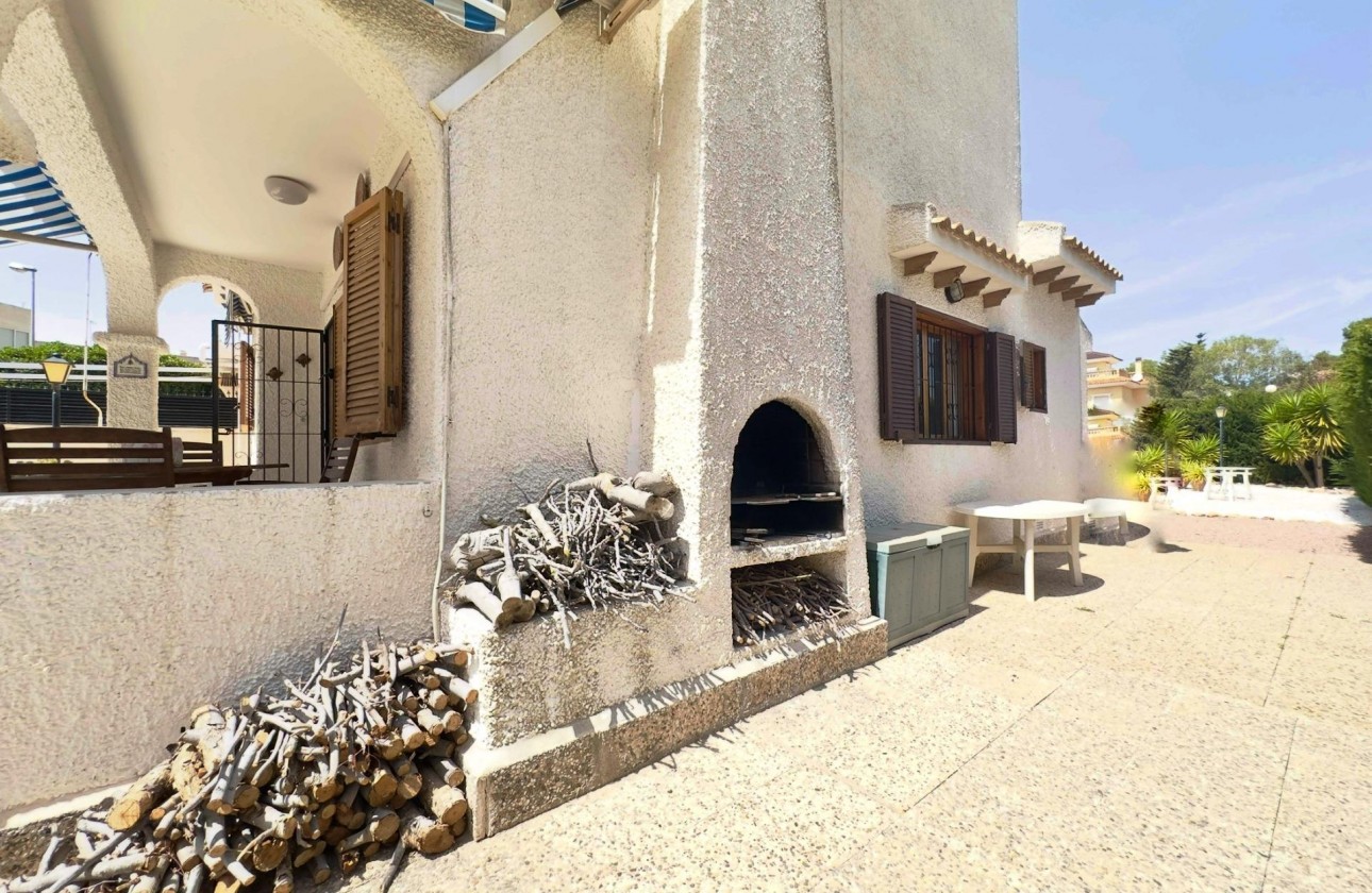 Revente - Villa - Orihuela Costa - La Zenia